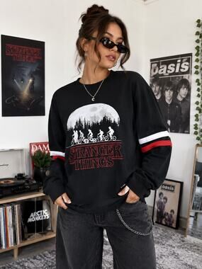 Netflix Stranger Things Black Graphic Sweatshirt Large Moon Bikes Logo Crewneck
